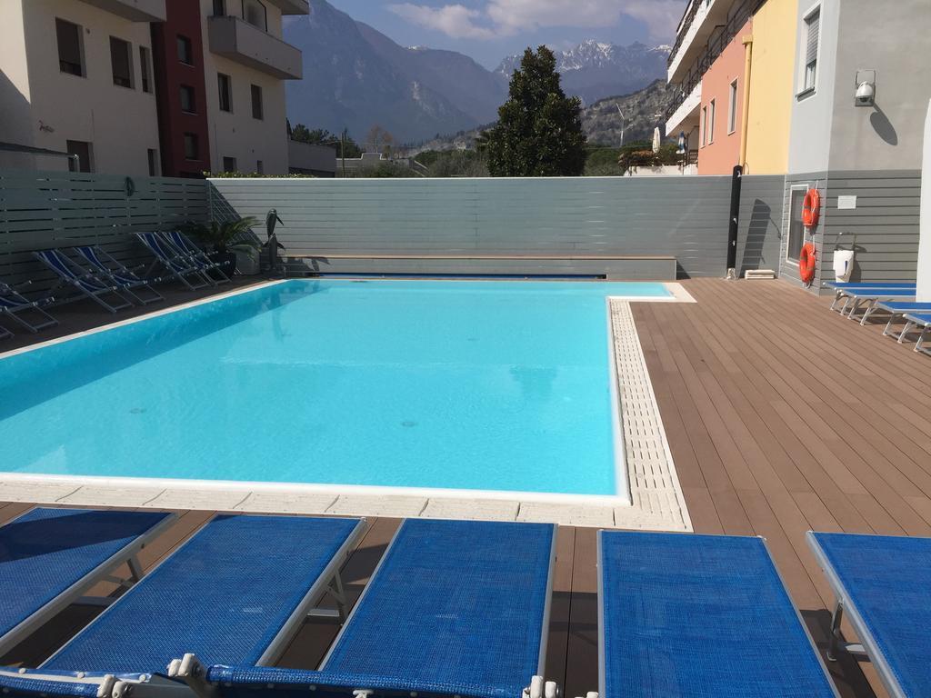 Hotel Miorelli Torbole Sul Garda ภายนอก รูปภาพ